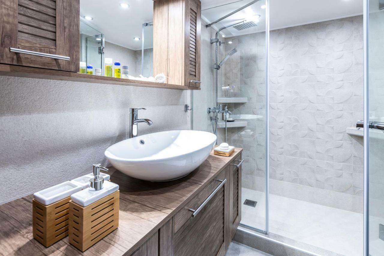 Port Marouso Apartment *